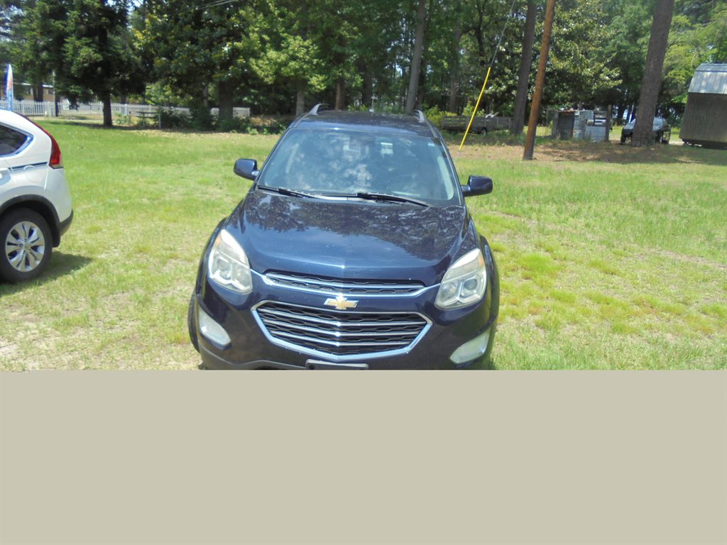 2017 Chevrolet Equinox AWD LT's photo