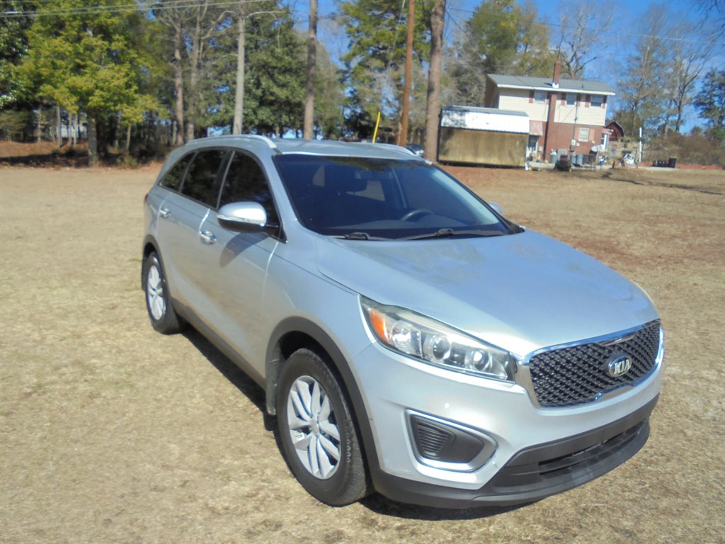 2016 Kia Sorento LX AT's photo