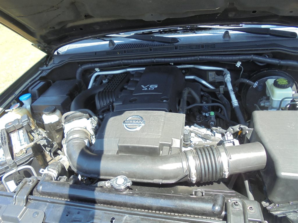 2016 Nissan Frontier SV - Photo 7